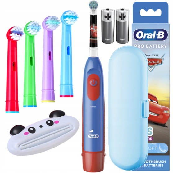 Szczoteczka-Elektryczna-dla-Dzieci-Oral-B-Stages-Power-na-Baterie-Auta-Etui.jpg