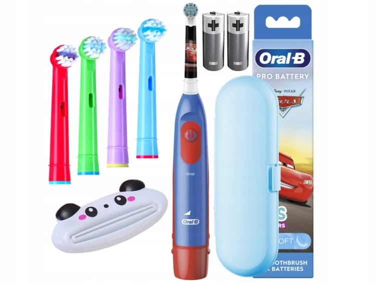 Szczoteczka-Elektryczna-dla-Dzieci-Oral-B-Stages-Power-na-Baterie-Auta-Etui-Zasilanie-baterie.jpg