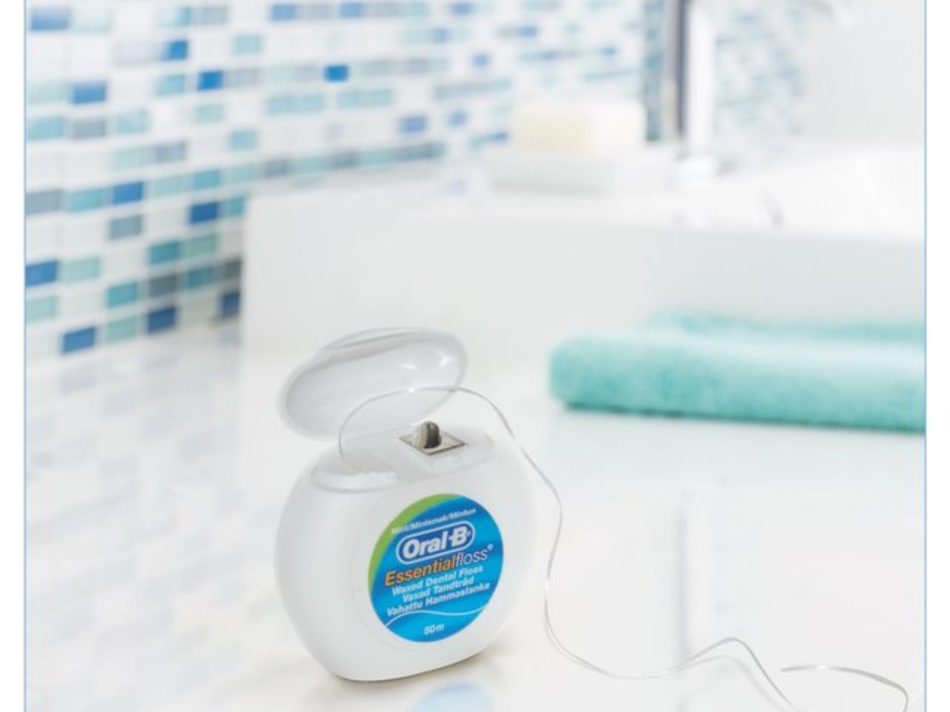 Oral-B Essential Floss Mint Waxed Nić Dentystyczna 100m Duo Stan opakowania oryginalne