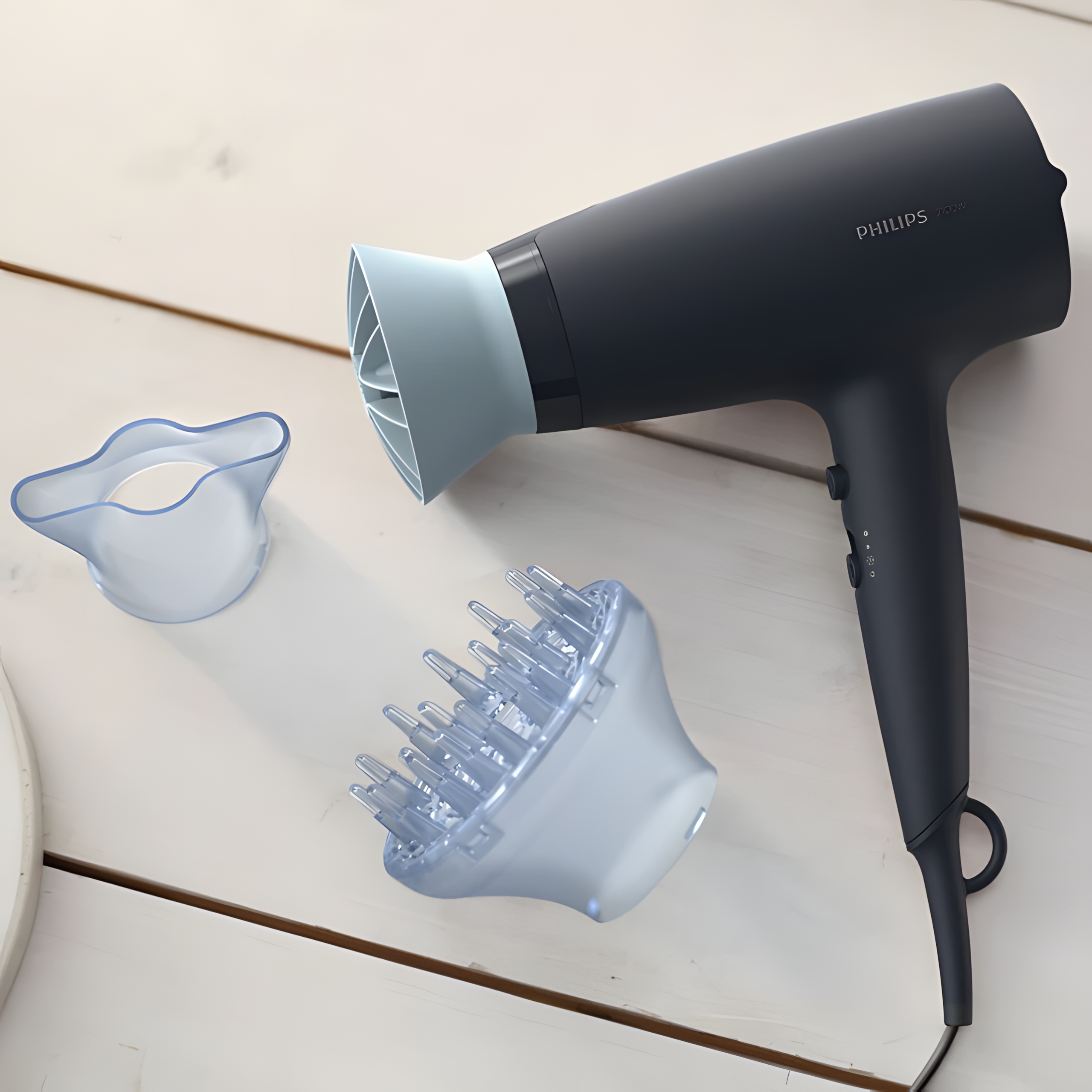 SUSZARKA DO WŁOSÓW Philips 3000 BHD360 2100 W ThermoProtect Zimny Nadmuch Marka Philips